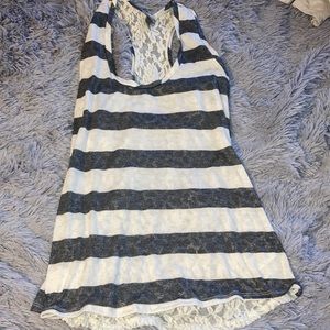 Tank top razor/laced back